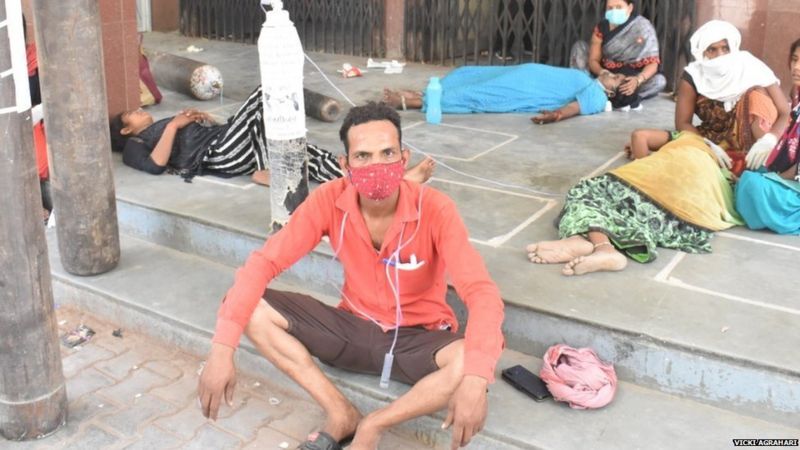 बिरामीलाई निःशुल्क अक्सिजन दिने एम्बुलेन्स चालकविरुद्ध उजुरी दर्ता