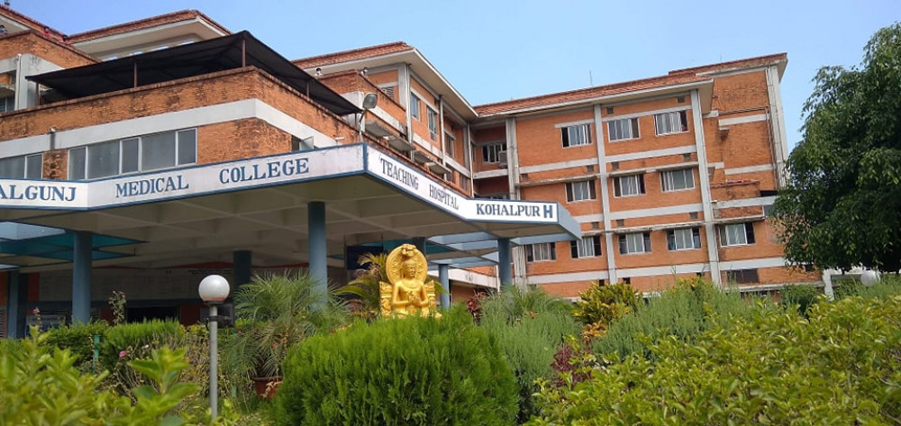 अक्सिजनको अभावले नेपालगञ्ज मेडिकल कलेजले कोभिडका बिरामी भर्ना नलिने