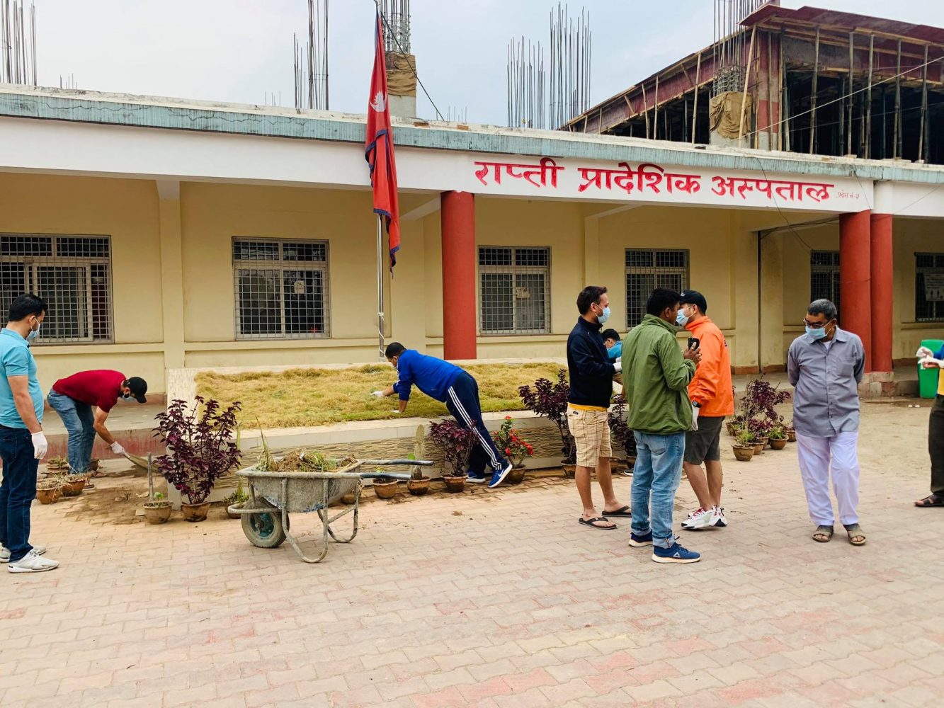 ५० शय्याको जनशक्तिले २०० शय्या अस्पताल सञ्चालन