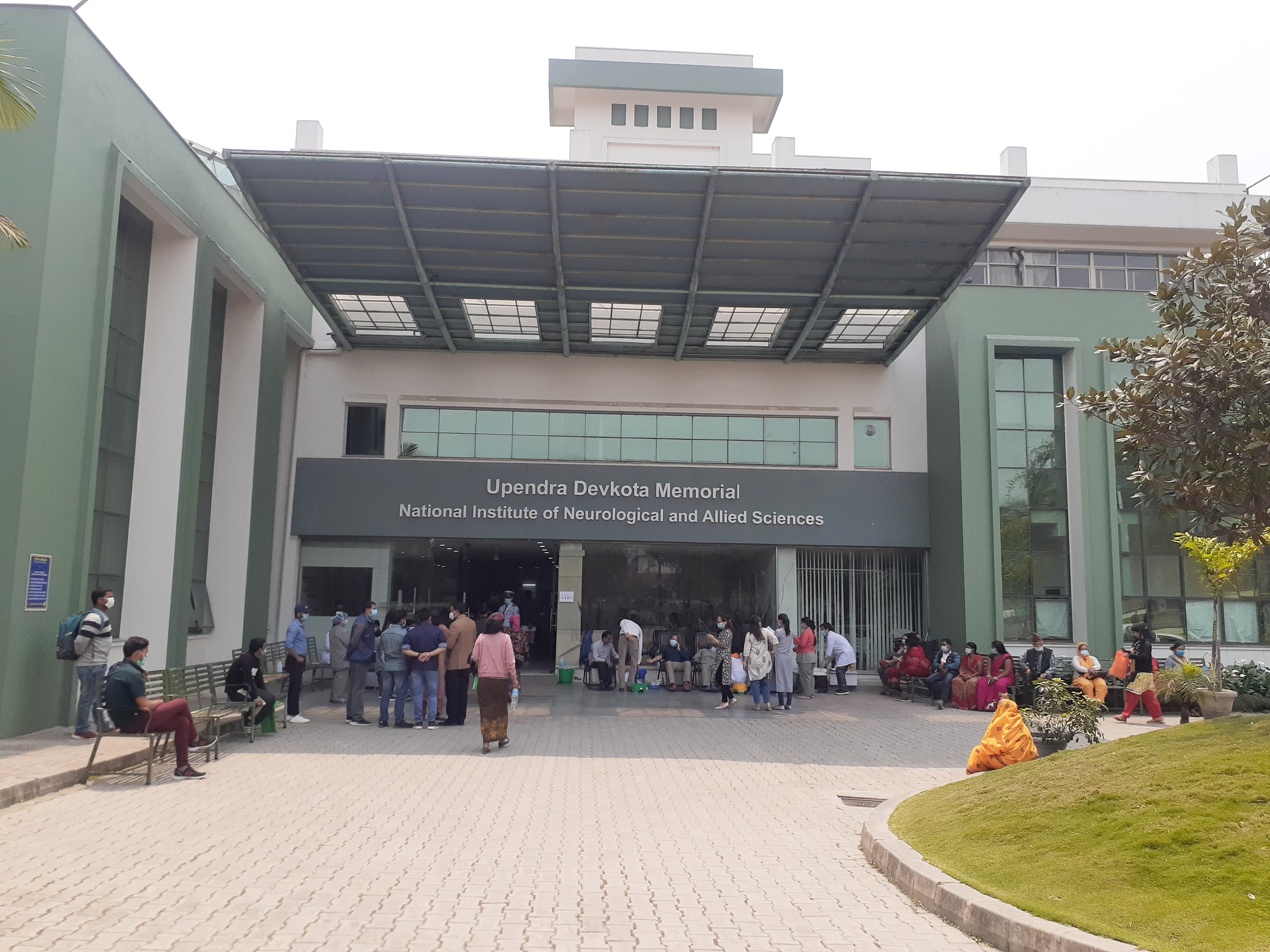 प्यारालाईसिस हुनबाट जोगाउने इन्डोभास्कुलर प्रविधि