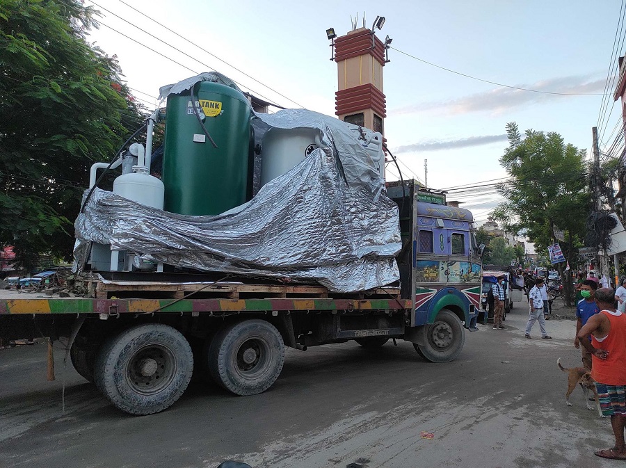 गजेन्द्रनारायण सिंह अस्पतालमा अक्सिजन प्लान्ट जडान