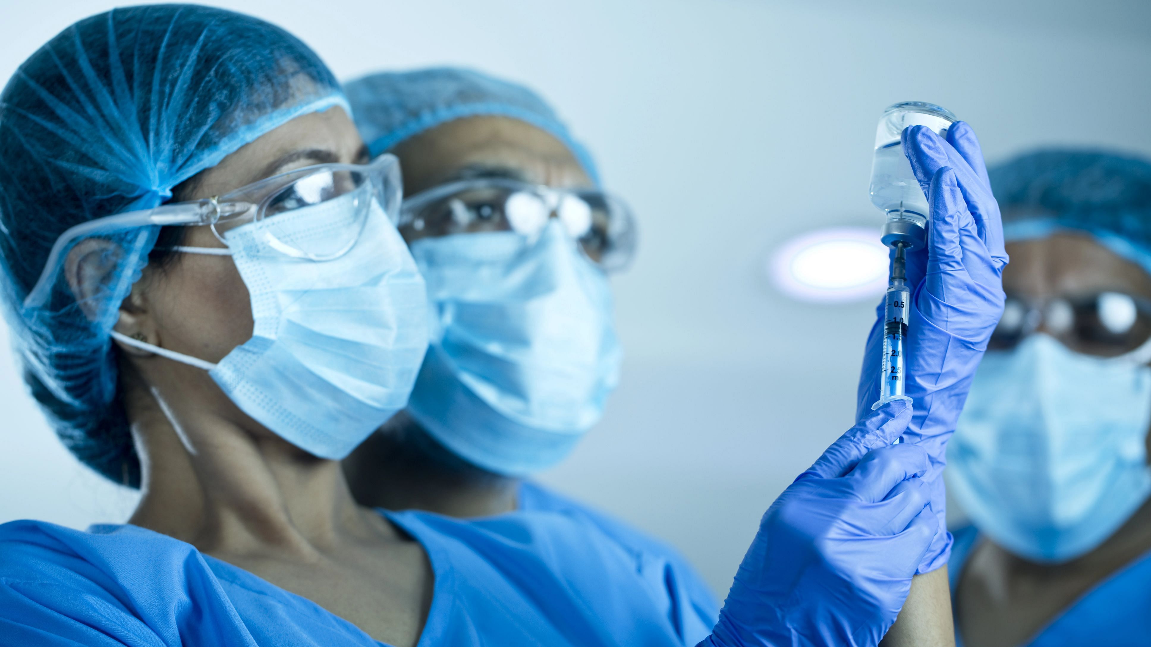 भारतमा कोभिडका थप दुई खोपले पाए अनुमति