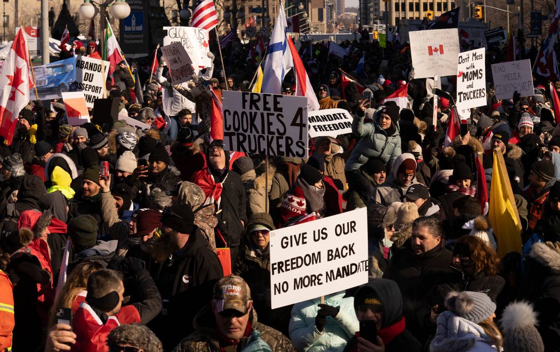 कोभिड खोपको विरोधमा दोस्रो दिन पनि क्यानडाको राजधानी ठप्प