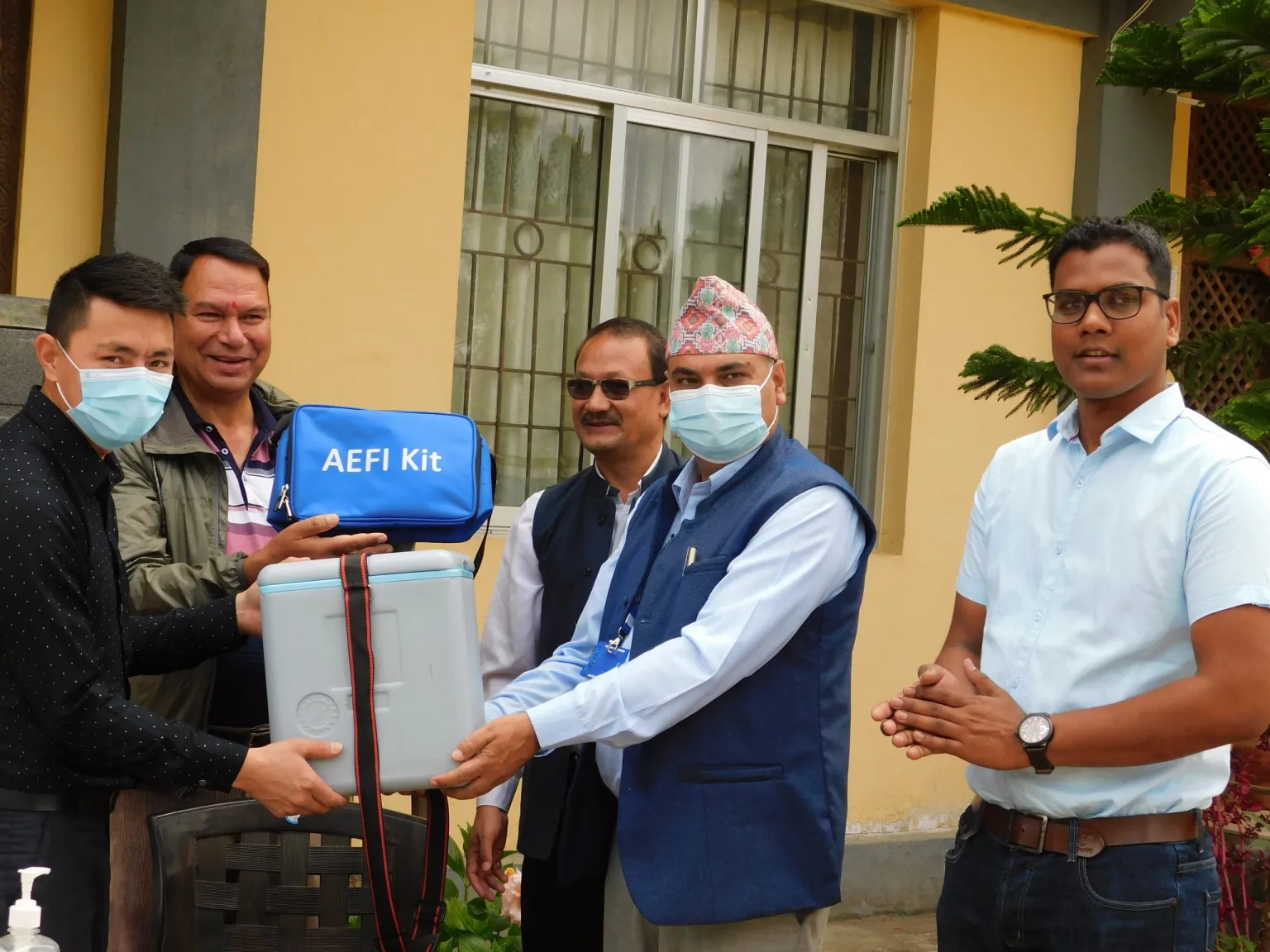 रामेछापका ४४ हजार बालबालिकालाई टाइफाइडविरुद्धको खोप लगाइँदै