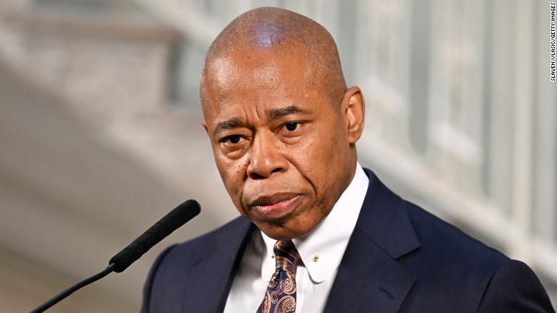 न्युयोर्कका मेयरलाई कोरोना संक्रमण