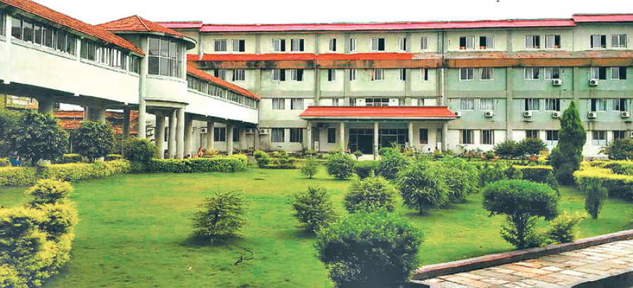 शहिद गंगालाल राष्ट्रिय हृदय केन्द्रका कर्मचारी आन्दोलनमा उत्रिए