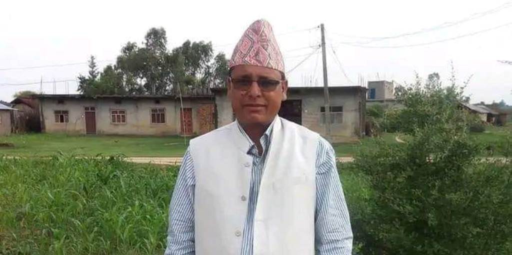 गाउँपालिका अध्यक्षमा स्वास्थ्यकर्मी निर्वाचित