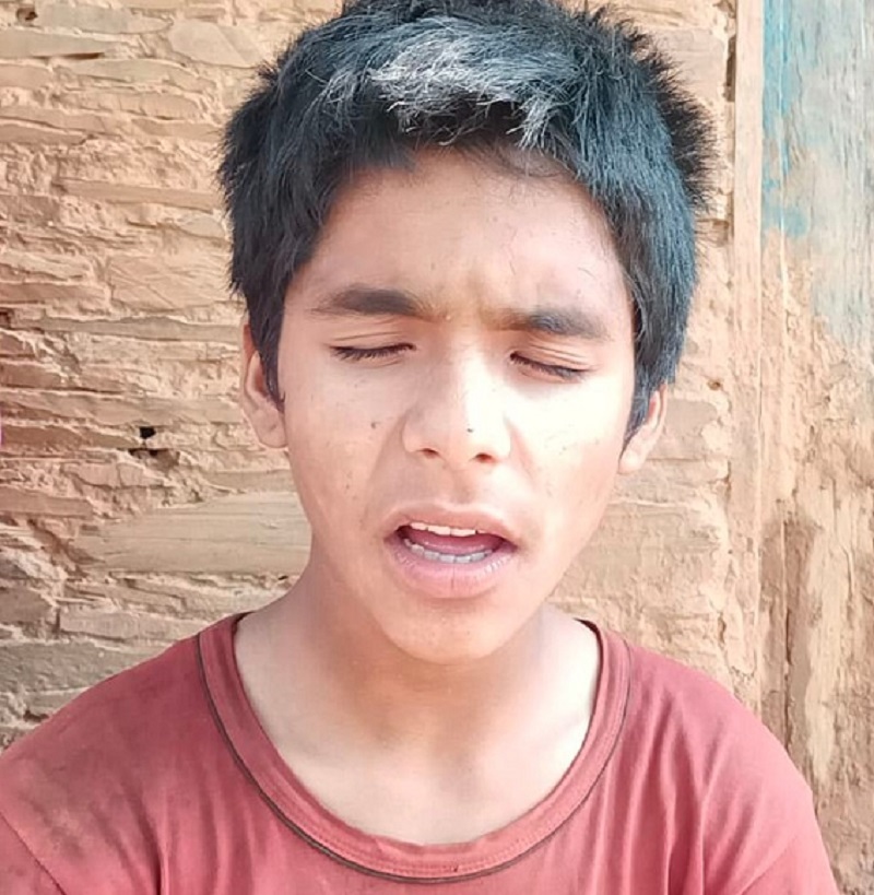 आँखाको उपचार नहुँदा पढ्नबाट वञ्चित