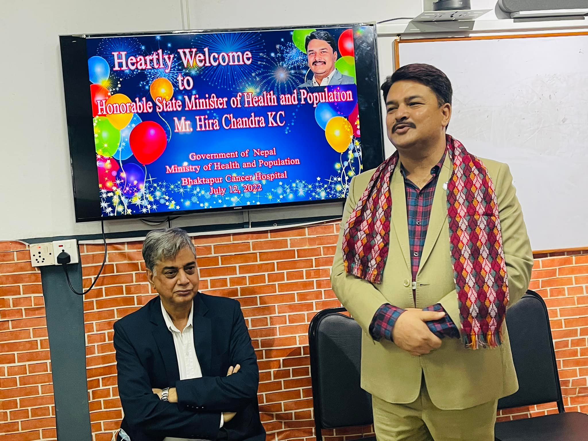 स्वास्थ्यराज्य मन्त्री हीराचन्द्र केसीद्धारा शहिद धर्मभक्त राष्ट्रिय प्रत्यारोपण केन्द्र र भक्तपुर क्यान्सर अस्पताल अनुगमन