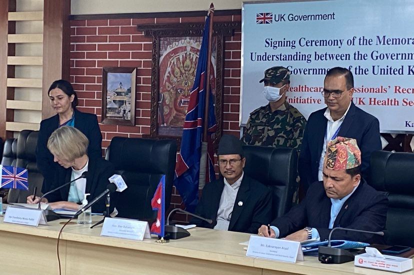 बेलायतमा नेपाली नर्स पठाउने सम्झौतापत्रमा हस्ताक्षर