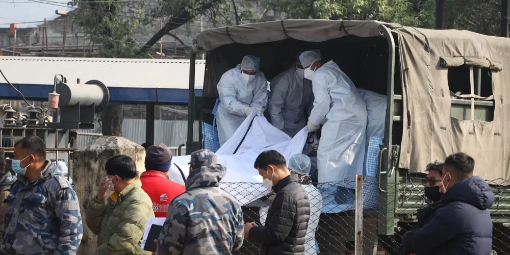 विमान दुर्घटना अपडेट: २२ शव आफन्तलाई बुझाइयो, पोखराबाट ल्याइएका ४८ शव परीक्षण गरिँदै