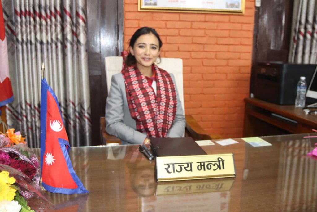 कपाल उमार्ने तेल र आयुर्वेदिक औषधिको गुणस्तर मापन कसले गरिरहेको छ ?