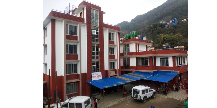 गोरखा अस्पतालमा अख्तियारको छापा