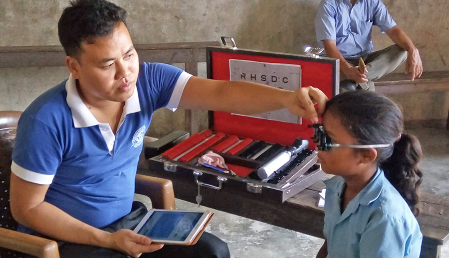 हुम्लाको ताँजकोटमा आँखा शिविर