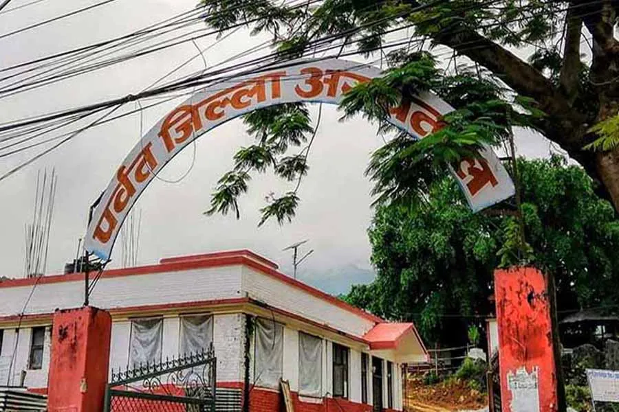 पर्वत अस्पतालमा बिरामीको चाप बढ्यो