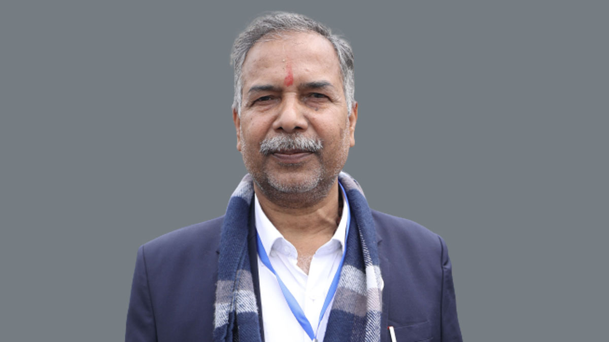 सरकारी अस्पताल रेफरल सेन्टरका रूपमा परिणत हुँदै जानु चिन्ताको विषय : उपराष्ट्रपति यादव