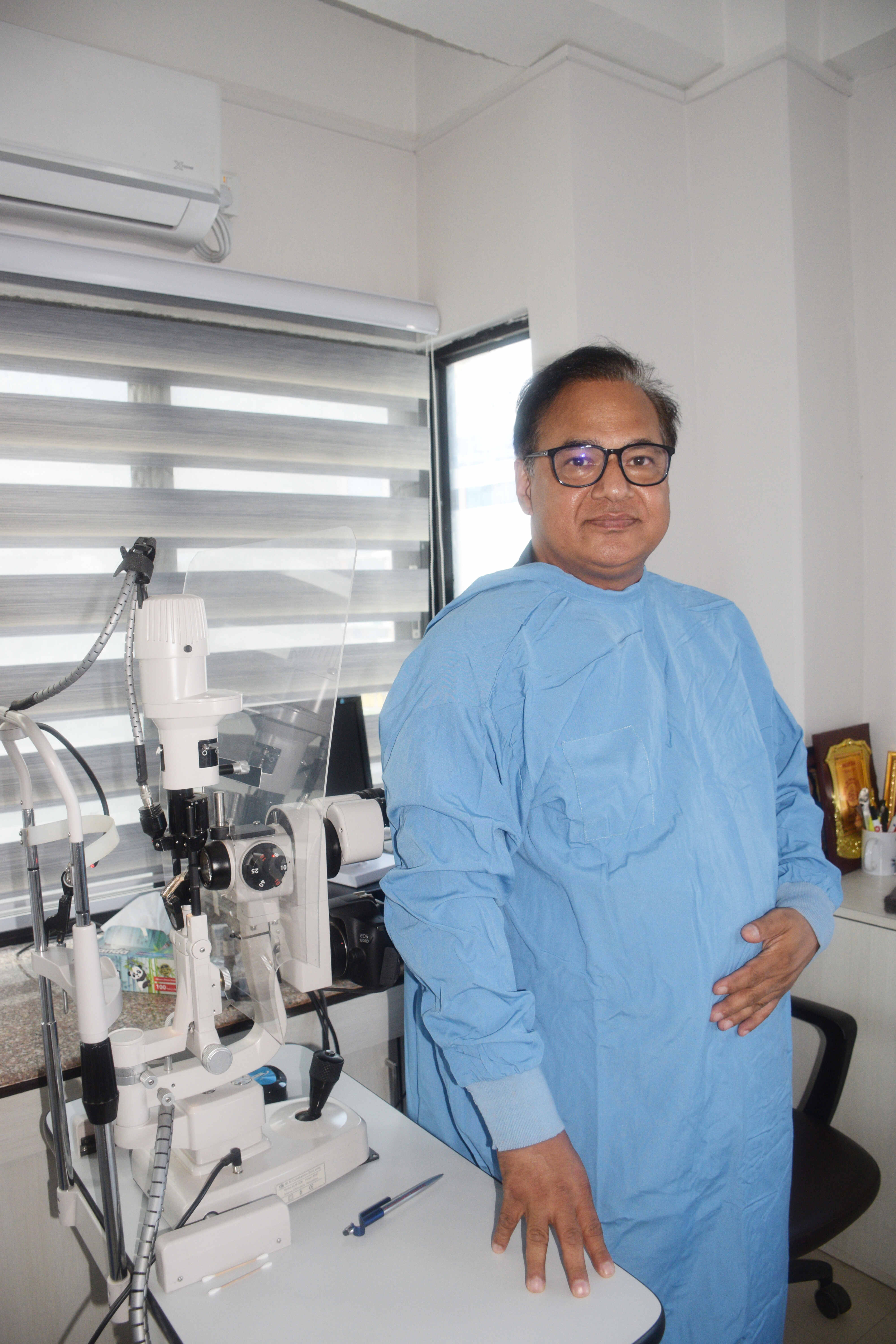 २० हजार आँखाको शल्यक्रिया : खुशीयालीमा एकमाना मार्सी चामल