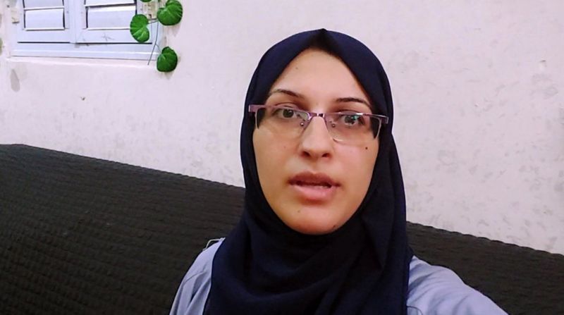 इजरेल हमास युद्धः बमबारीबीच बिजुली नहुँदा गाजामा सन्तान जन्माउनुको अनुभव