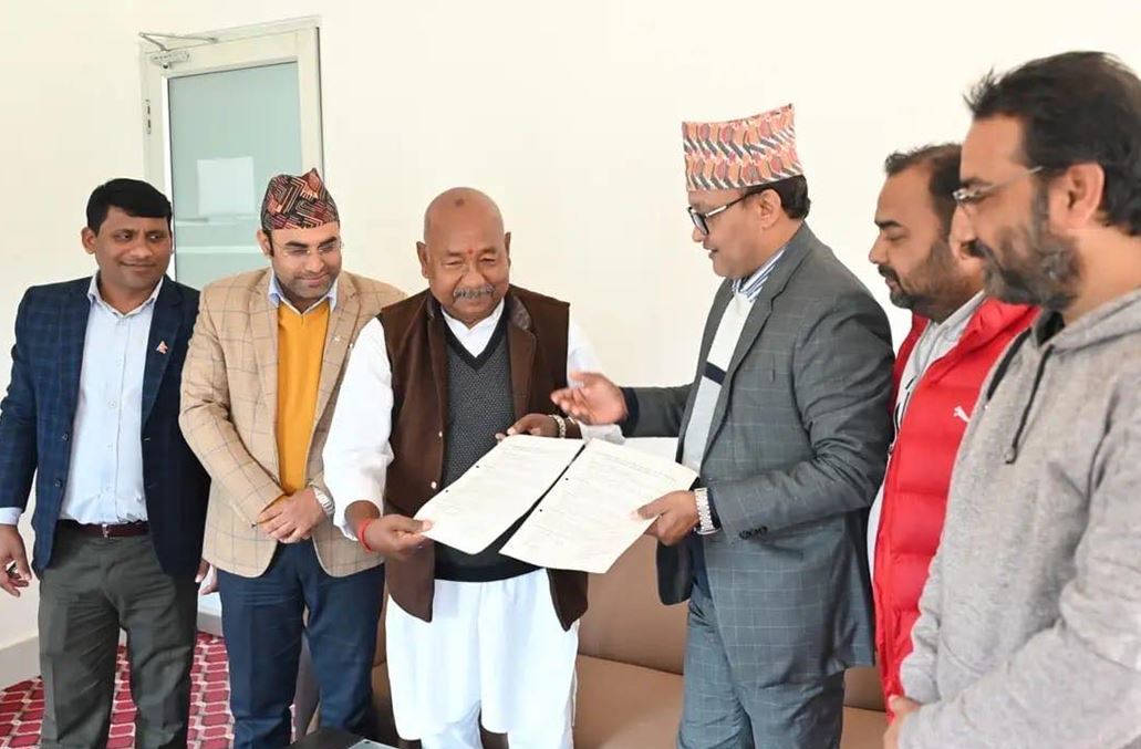 एक हजार बिरामीको निःशुल्क मोतियाबिन्दुको शल्यक्रिया गराउँदै लहान नगरपालिका