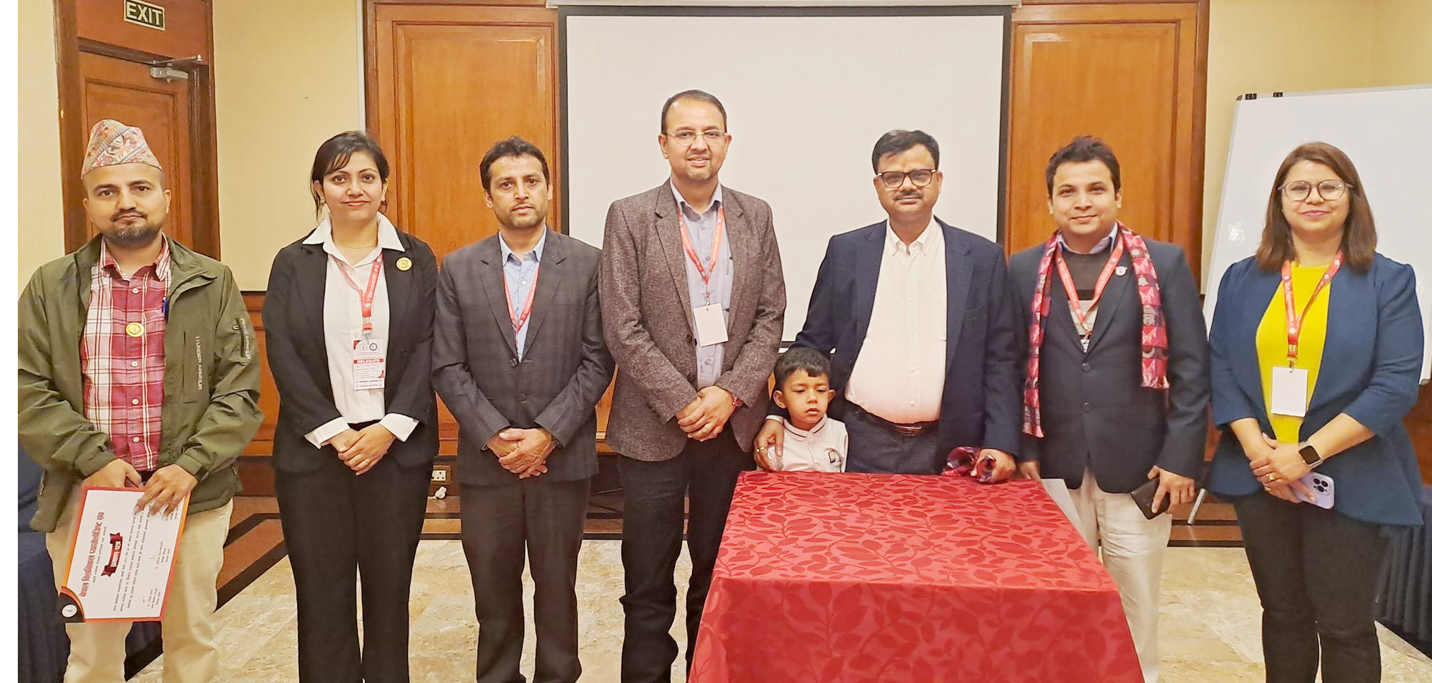 नेपाल क्लिनिकल प्याथालोजिष्ट संघमा नयाँ कार्यसमिति निर्वाचित, अध्यक्षमा डा. अभिमन्यु झा, मुलुकभर ३ सय ५० भन्दा बढी प्याथोलोजिष्ट