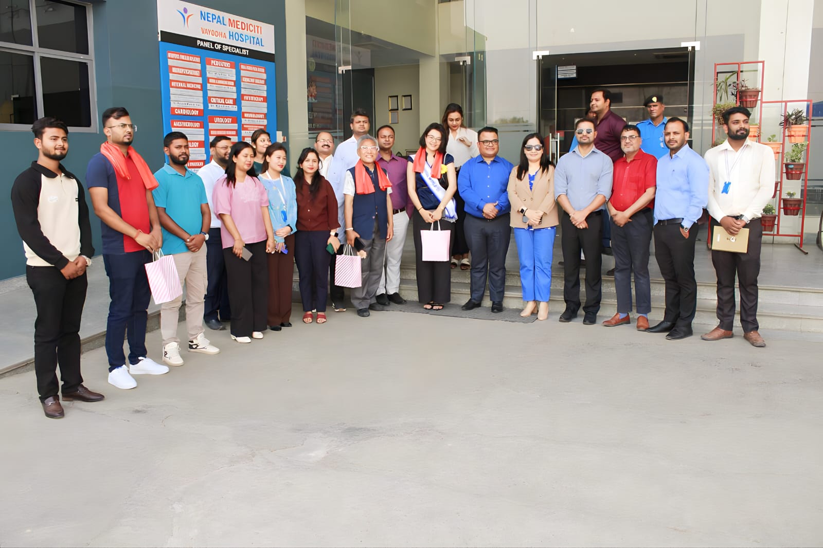 मिस नेपालहरुको प्रतिवद्धताः 'महिला स्वास्थ्य प्रवर्धनमा काम गर्छौं'