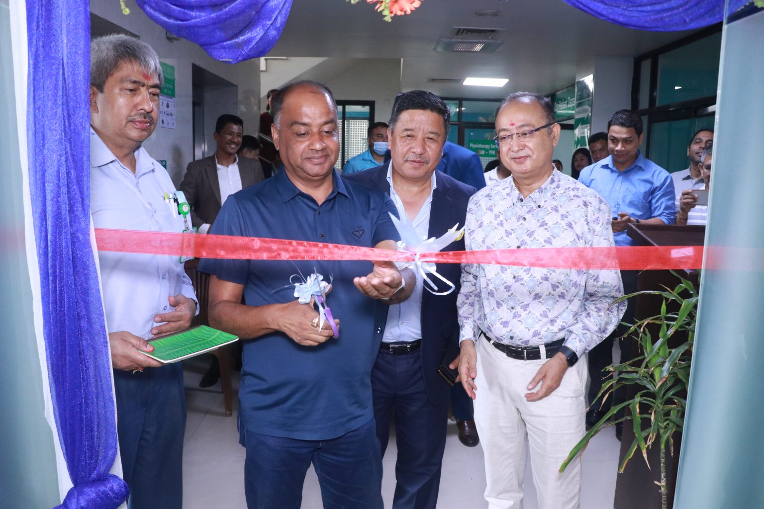 चिरायु हस्पिटलमा डेडिकेटेड युरोलोजी सेन्टर शुरु, वरिष्ठ युरोलोजिष्ट प्रा.डा. उत्तमकुमार शर्माको नेतृत्व