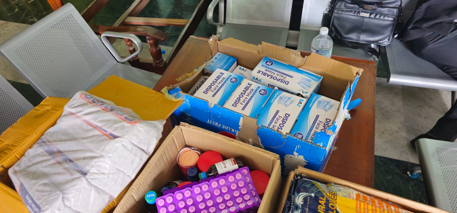 एनसिडिए काठमाडौं जिल्ला शाखाद्धारा कामनपा स्वास्थ्य विभागलाई ग्लोव्स र औषधि हस्तान्तरण