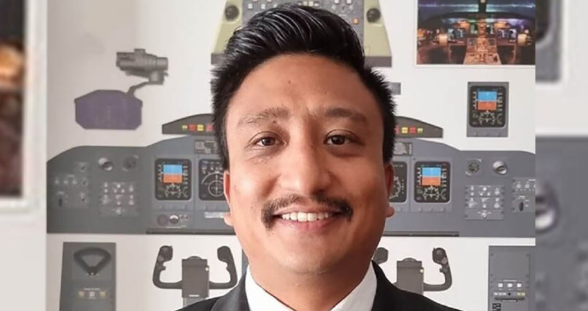 डिस्चार्ज हुँदै सौर्य एयरलाइन्सको जहाज दुर्घटनामा बाच्न सफल पाइलट मनिष