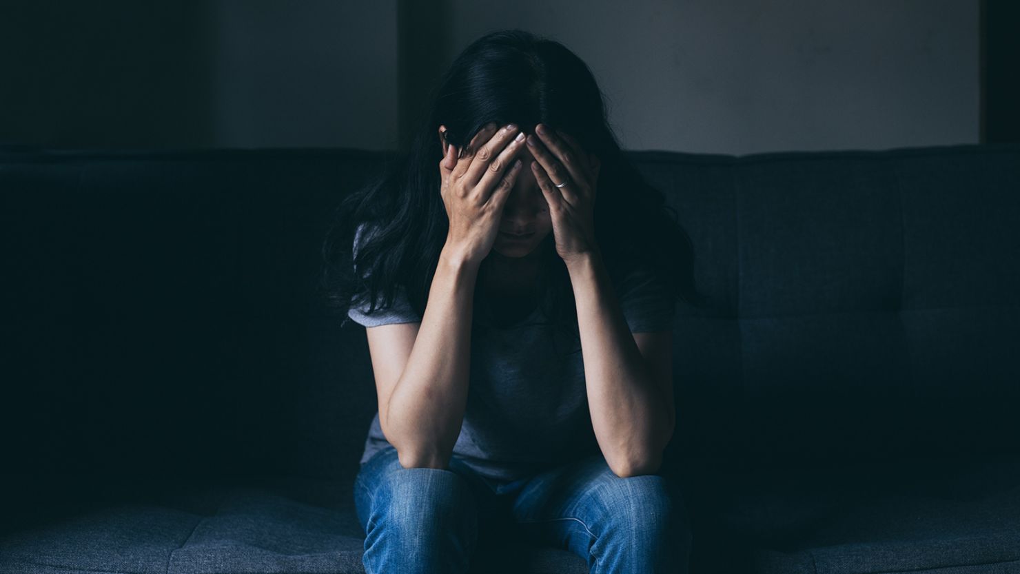 विदेशमा काम गर्ने नेपाली युवाको मृत्युको 'तेस्रो ठूलो कारण आत्महत्या