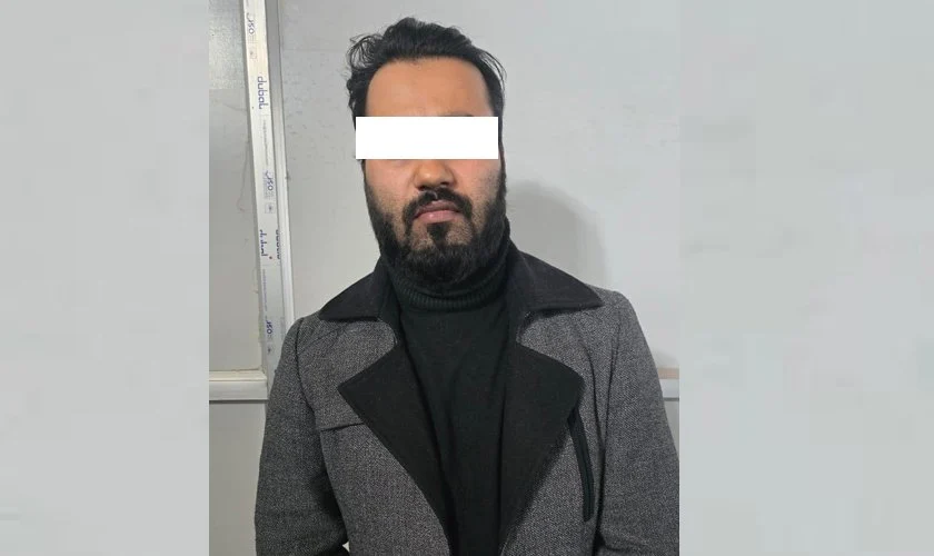 'अन्डरवर्ल्डको एजेन्ट हुँ' भन्दै फोनबाट रकम माग्ने डाक्टर पक्राउ