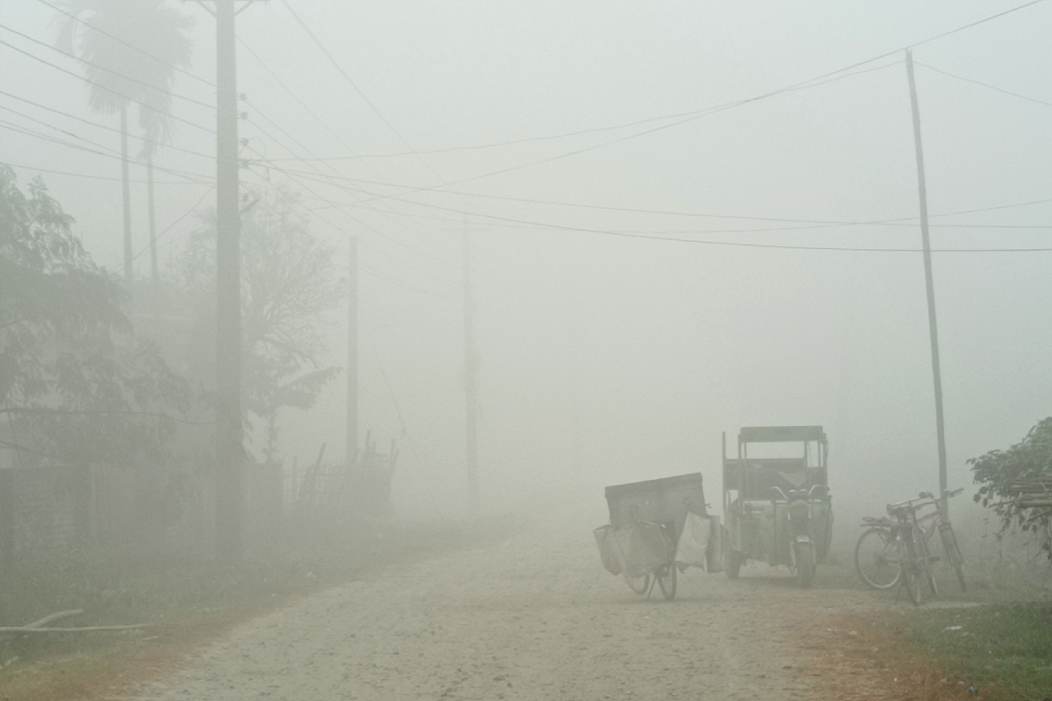 चिसो बढेसँगै जनजीवन प्रभावित