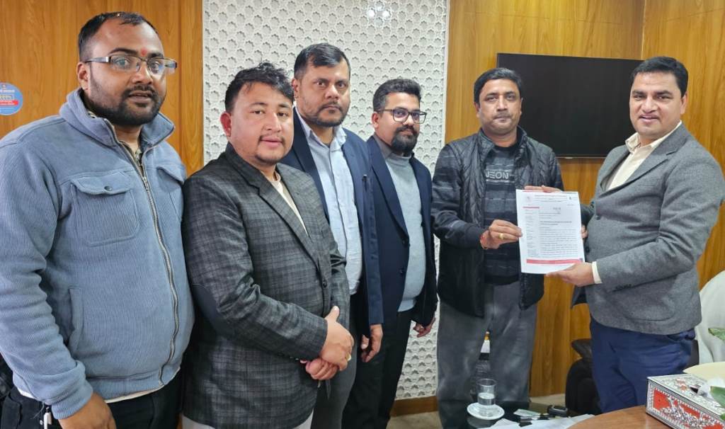 नेपाल रेडियोलोजिकल सोसाइटीद्धारा स्वास्थ्य मन्त्री प्रदीप पौडेललाई ज्ञापन पत्र