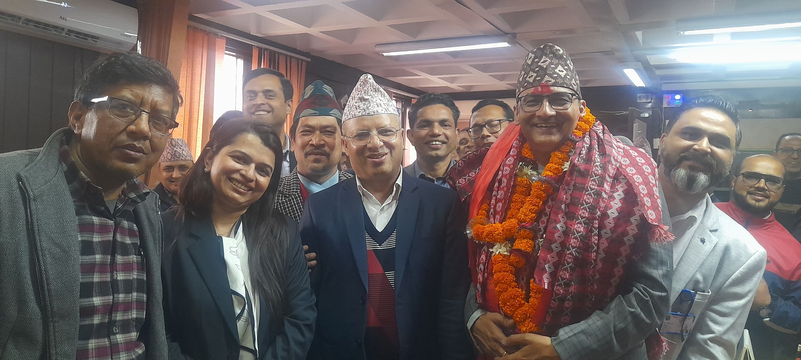 नवनियुक्त स्वास्थ्य सचिव डा. विकास देवकोटाद्धारा पदबहाली