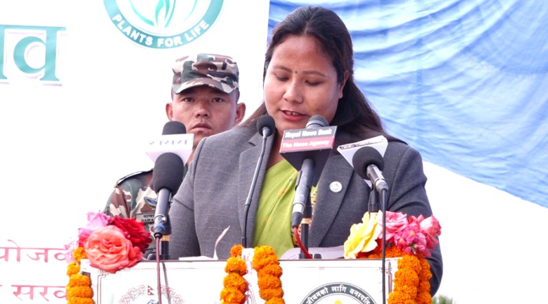 जडिबुटी क्षेत्र विकासका लागि आवश्यक कानुनी सुधार गर्ने सरकार प्रतिबद्ध छः मन्त्री चौधरी