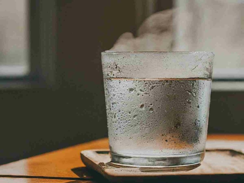 बिहान तातो पानी पिउनु स्वास्थ्यका लागि कति राम्रो हो?