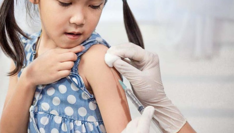 पाठेघरको मुखको क्यान्सरविरुद्ध खोप लगाइँदै