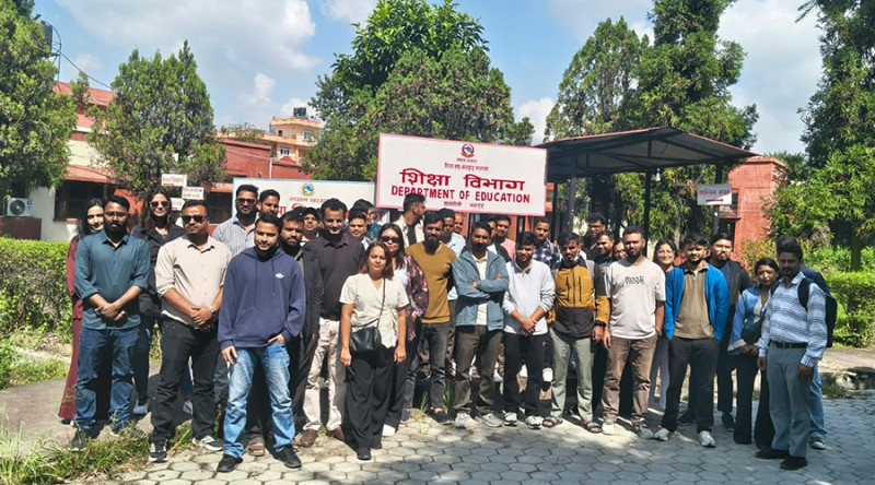 नेशनल मेडिकल कलेजका आवासीय चिकित्सक आन्दोलनमा, अध्ययनको वातावरण बनाउन आयोगसँग माग