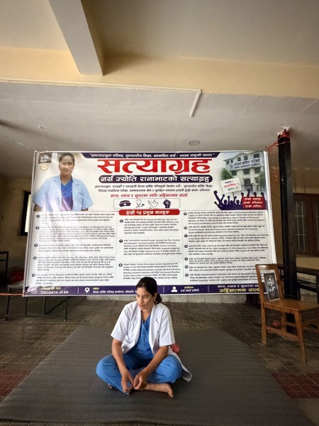 नर्सिङ सुधारको माग गर्दै ज्योति रानाभाटको अनिश्चितकालीन सत्याग्रह सुरु