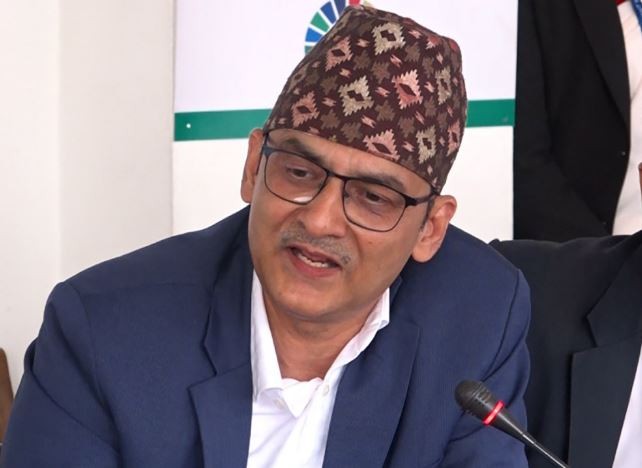 स्वास्थ्य बिमामा देखिएको अनियमितता र दुरुपयोग रोक्छौँ : सचिव देवकोटा