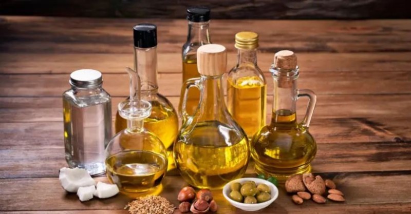 कुन तेल प्रयोग गर्ने ?  विशेषज्ञको सल्लाह यस्ता छन्