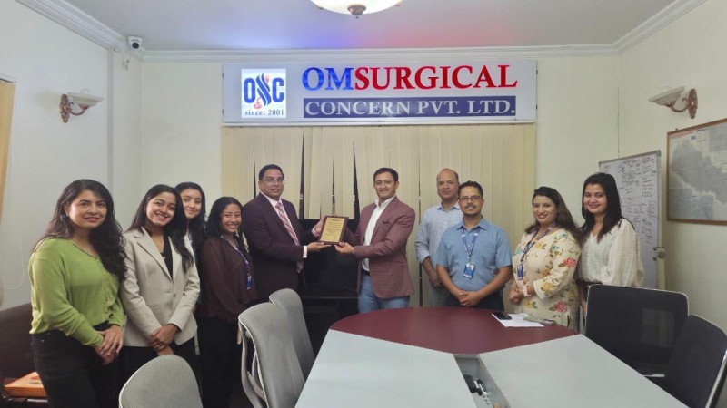 ओम सर्जिकल कन्सर्नलाई मेडिका कर्पोरेसन अमेरिकाको सम्मान