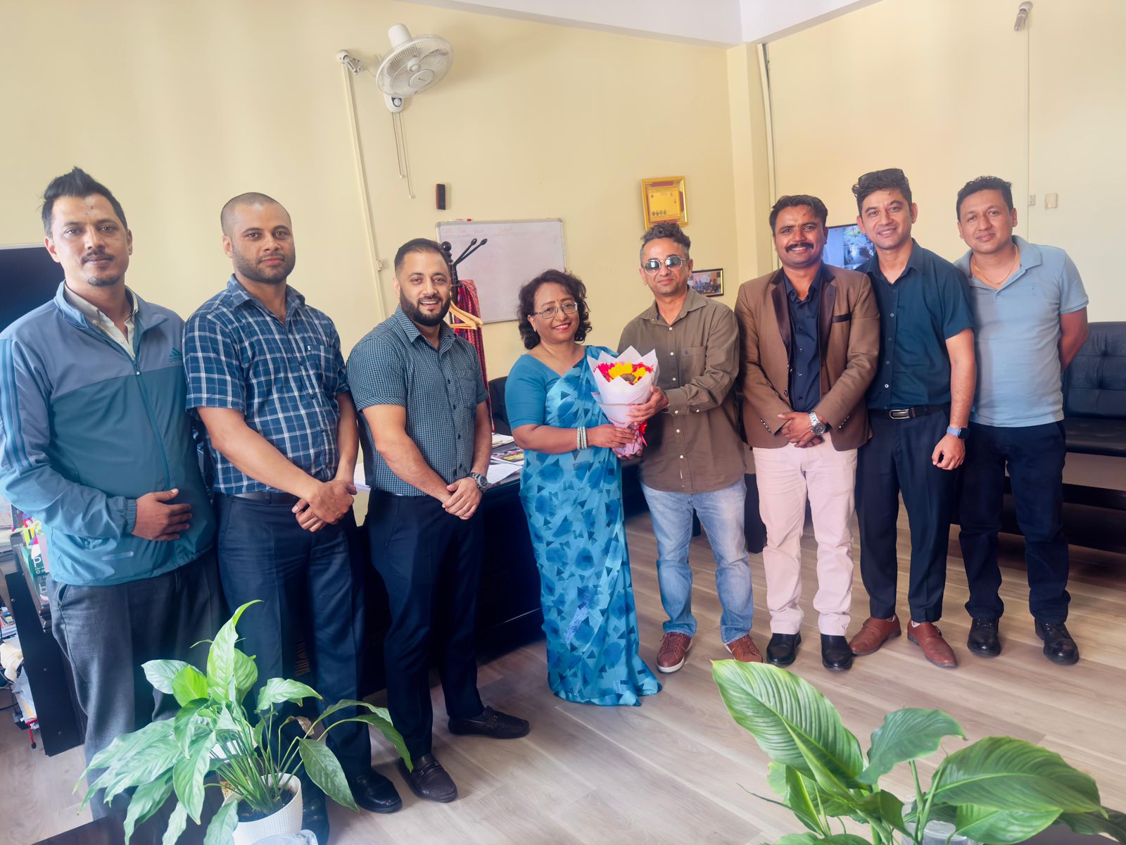 नेपाल आहारपूरक सौन्दर्यबर्द्धक संघद्वारा नव नियुक्त महानिर्देशकलाई बधाई