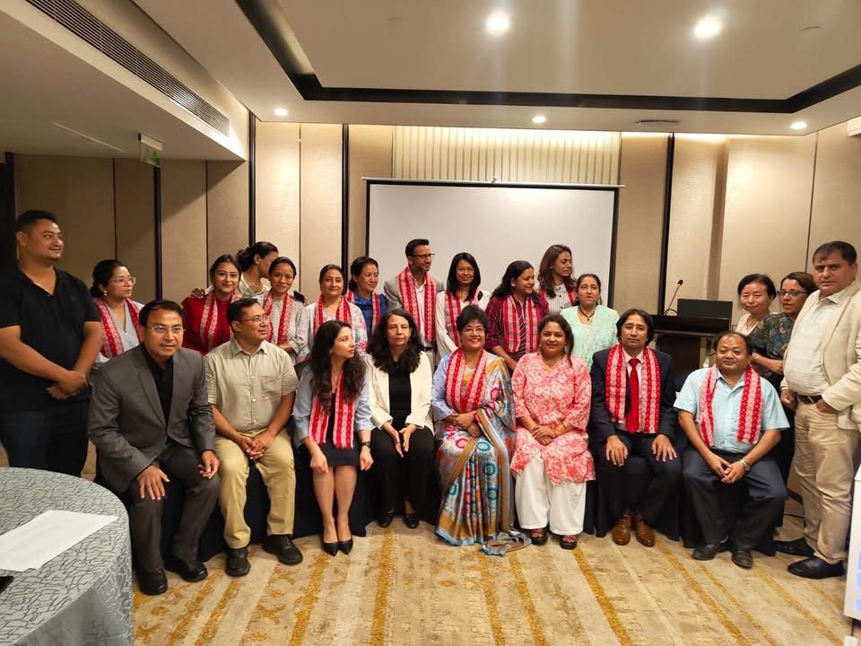 बाल आँखा विशेषज्ञहरुको संस्था एनपीओएसएसको अध्यक्षमा प्रा.डा. श्रेष्ठ