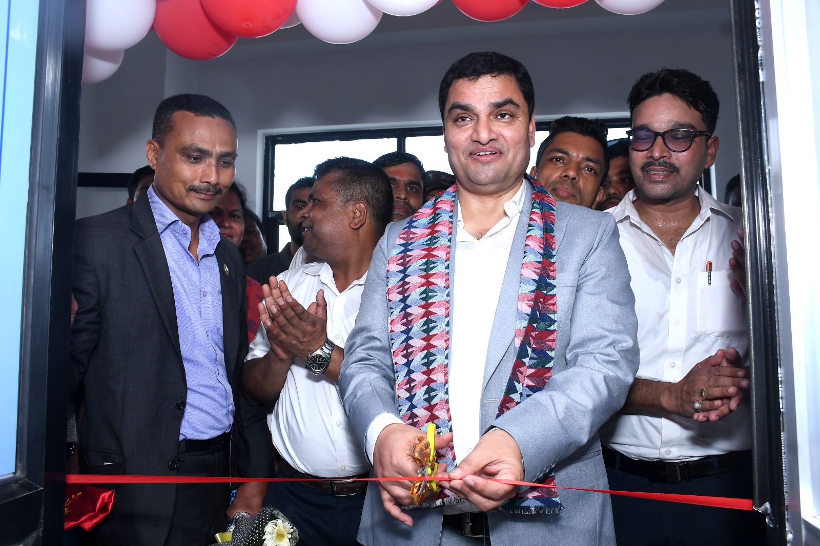 स्वास्थ्य मन्त्री पौडेलद्वारा नारायणीमा स्तन क्यान्सर परीक्षण र बाँझोपन उपचार सेवा शुरु