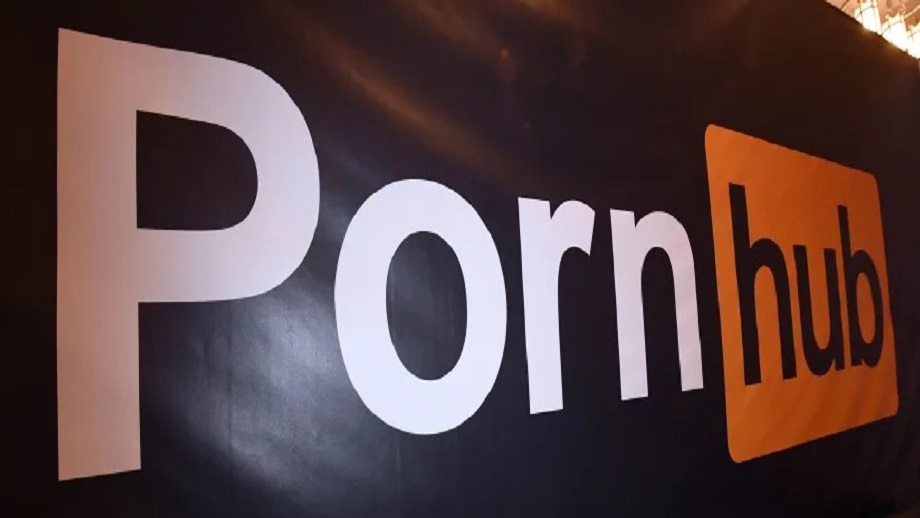 पोर्नसाइट प्रयोगकर्ताको उमेर जाँच्दै बेलायत 