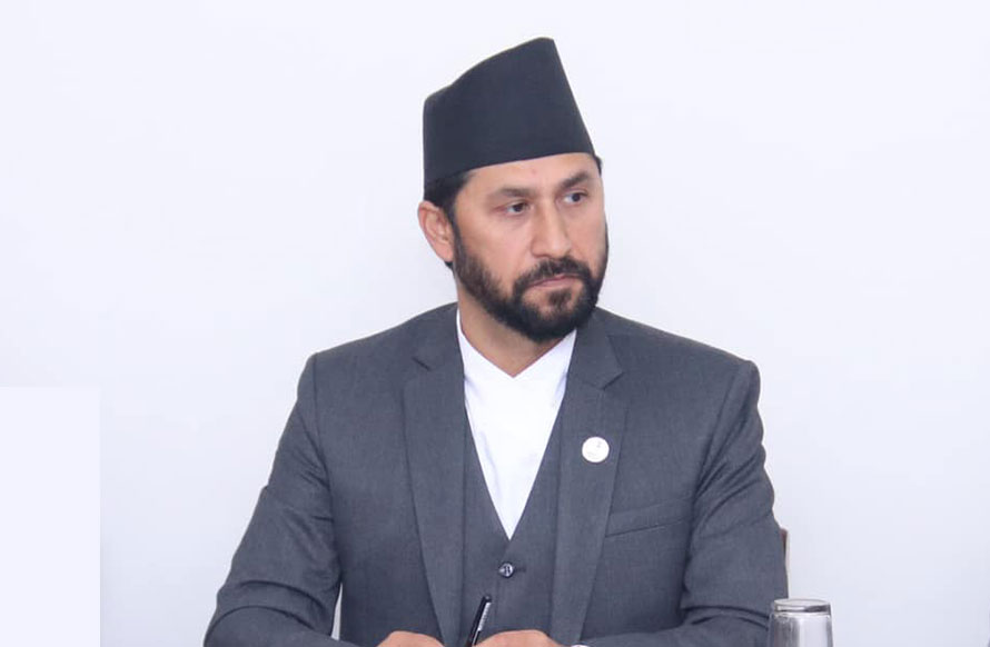 रास्वपाका सभापति रवि लामिछाने अस्पताल भर्ना