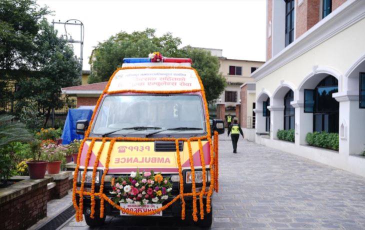 ललितपुरमा चिकित्सकसहितको निःशुल्क एम्बुलेन्स सेवा सुरु