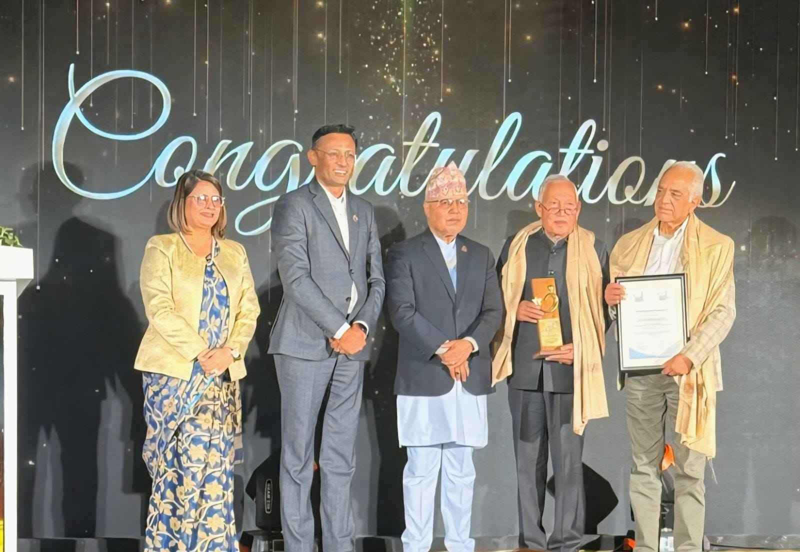 प्रा. डा. जगदीश लाल बैद्य र प्रा. डा. अशोक बाँस्कोटा ‘इन्स्टिच्युसनल विल्डर्स’ अवार्डबाट सम्मानित 