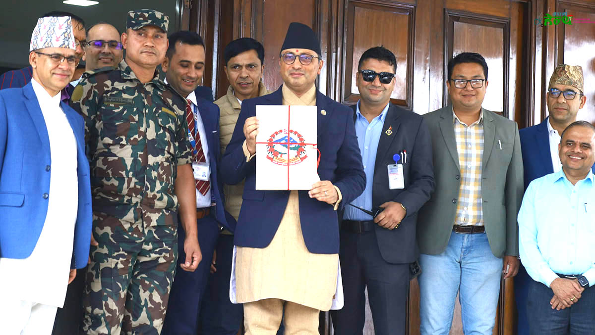 २१ खर्बभन्दा बढीको बजेट सार्वजनिक: स्वास्थ्य क्षेत्रमा १ खर्ब १ अर्ब ९५ करोड विनियोजन