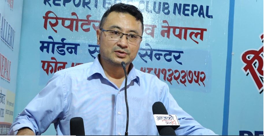 आधारभूत अस्पतालमा  दरबन्दी नभए देशभरको सेवा ठप्प पार्ने दन्त चिकित्सकको चेतावनी